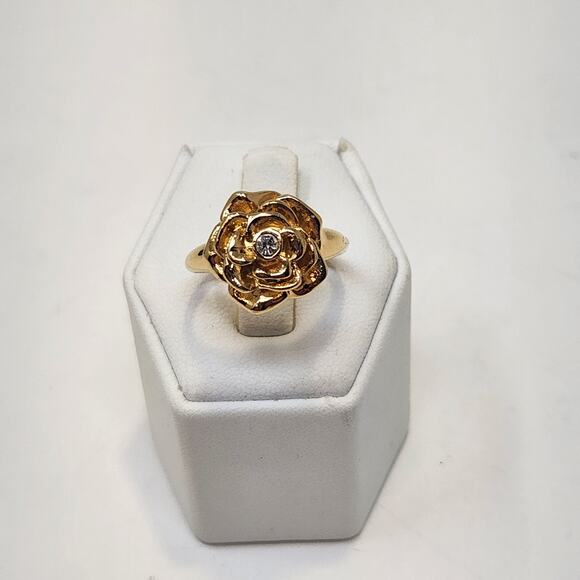 Rose Crystal Yellow Gold Tone Cocktail Fashion Ring Size 8 Floral Flower Jewelry - Picture 1 of 4
